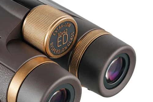 Бинокль Levenhuk Vegas ED 10x42,  17