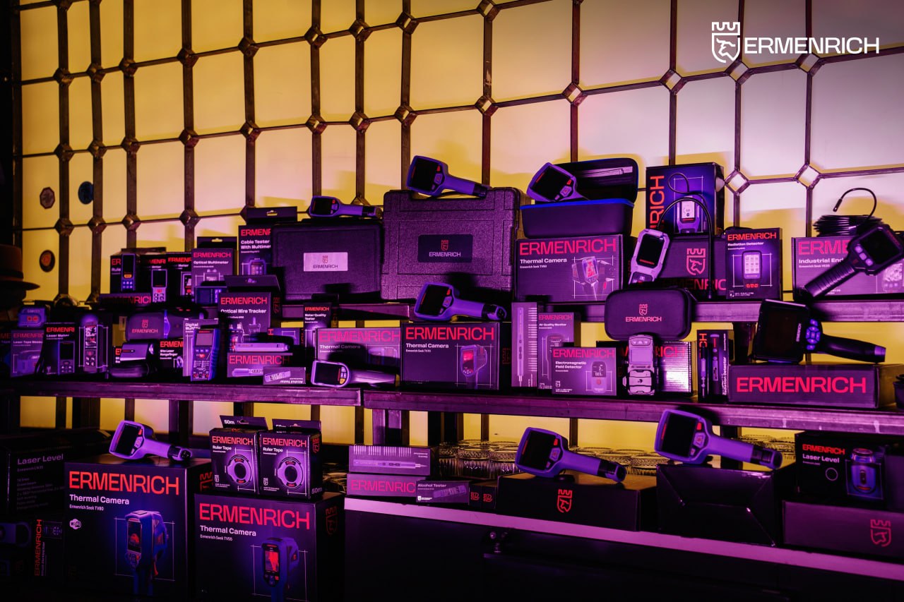 Ermenrich на премии «Лучший DIY-блогер 2025» Ermenrich на премии «Лучший DIY-блогер 2025»